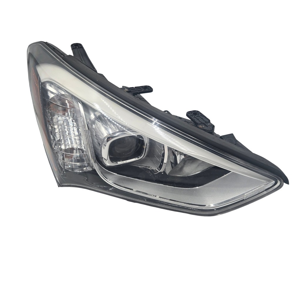 2017-2018 Hyundai Santa Fe Sport RH Passenger Halogen Headlight OEM 92102-4Z500